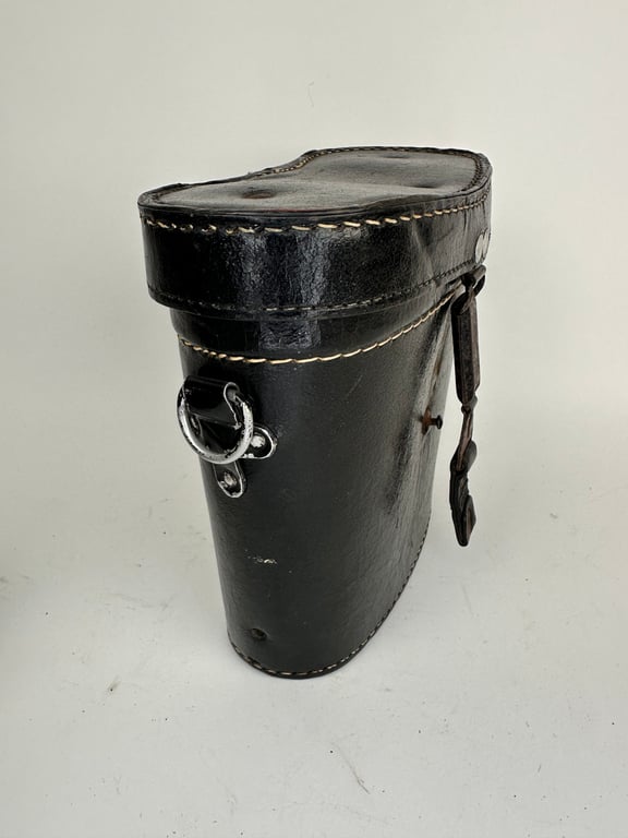 Wehrmacht binoculars 'Dienstglas' 7x50 (Doppelfernrohr) complete with original leather carrying case