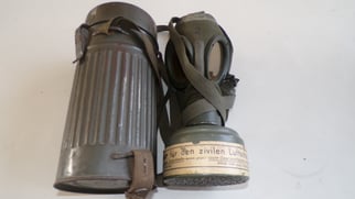 GM38 Auer Gas Mask (Luftschutz Issue)