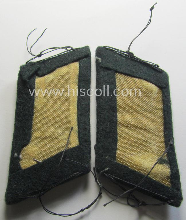 Fully matching - and moderately worn! - pair of WH (Heeres) collar-tabs (ie. 'Kragenspiegel für Offiziere') as piped in the desirable green- (ie. 'grüner'-) coloured branchcolour as was intended for an: 'Offizier eines Jäger- o. Gebirgsjäger-Rgt...