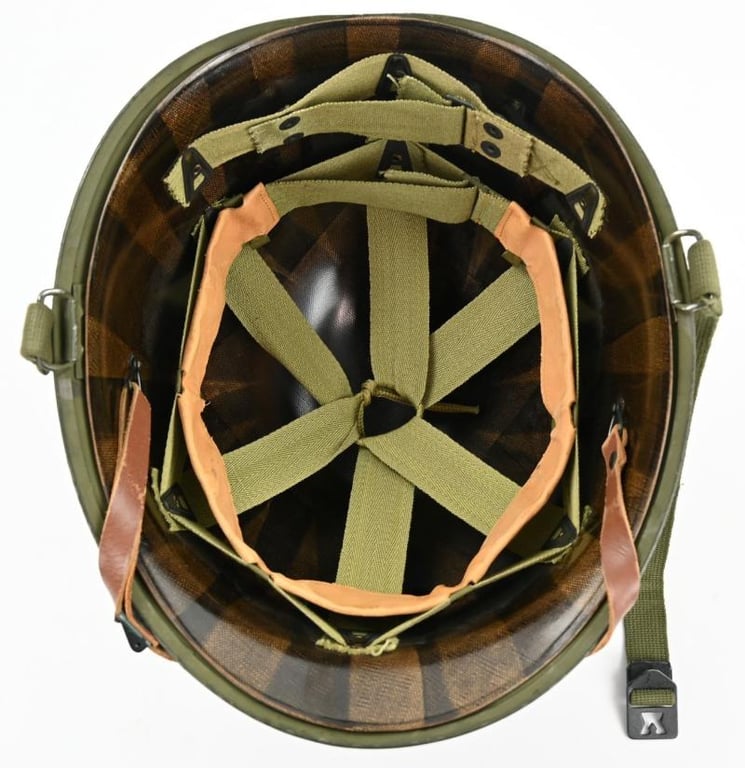 US WW2 M1 Swivel Bale Combat Helmet