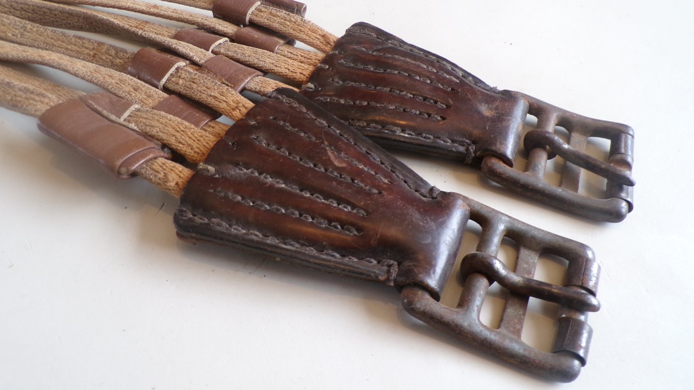 Rare Cavalry Saddlebag Securing Belt - C. Pose 1916