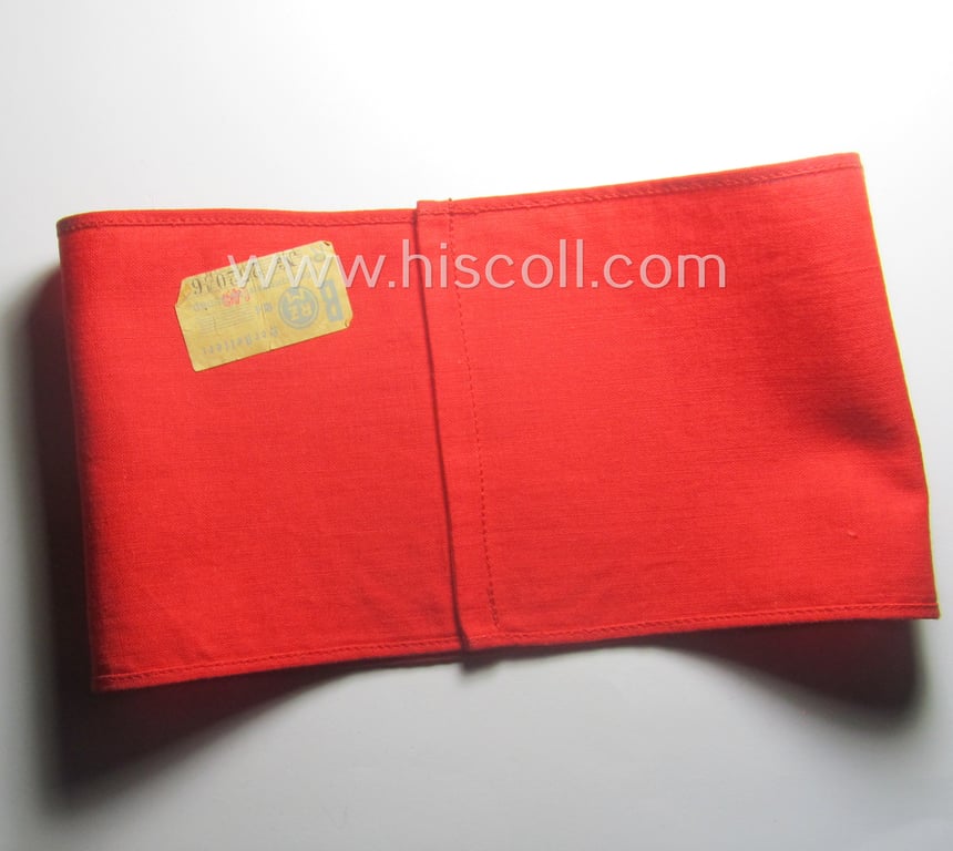 Hardly used nor worn, linnen-based armband (ie. 'Armbinde') as was intended for usage by the staff of the: 'SA-Wehrmannschaften' (being a worn example that still retains its period-attached 'RzM'-etiket)