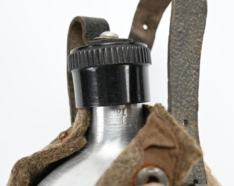 German WH M31 Canteen 1 Liter Version