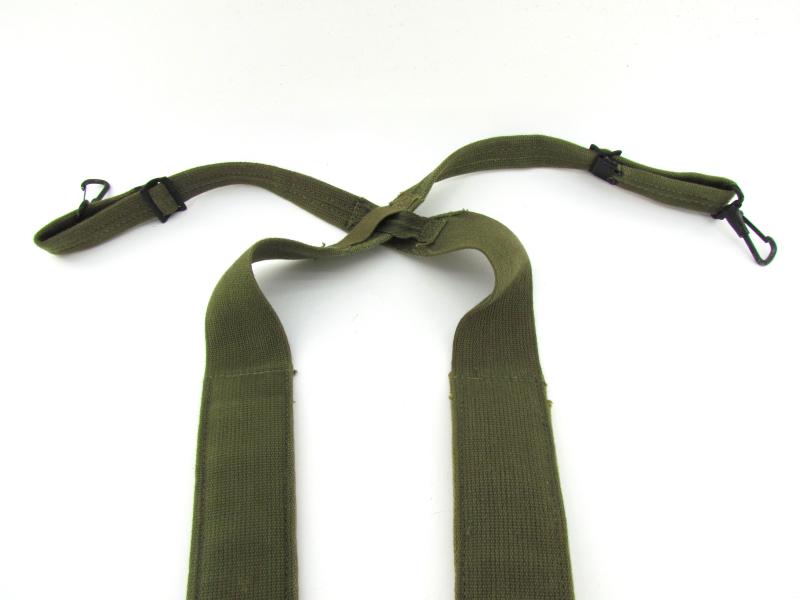 US WWII M1943 suspenders marked US 1945