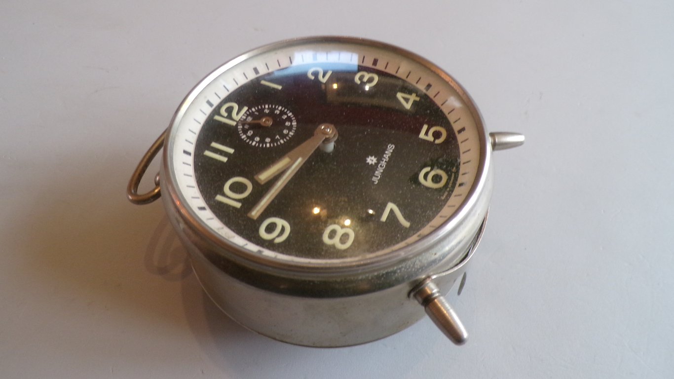 Junghans Wecker Tischurh