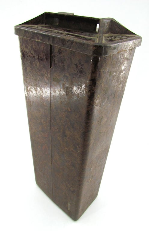 Bakelite Salt Container (Salz Behälter)....Rare!!