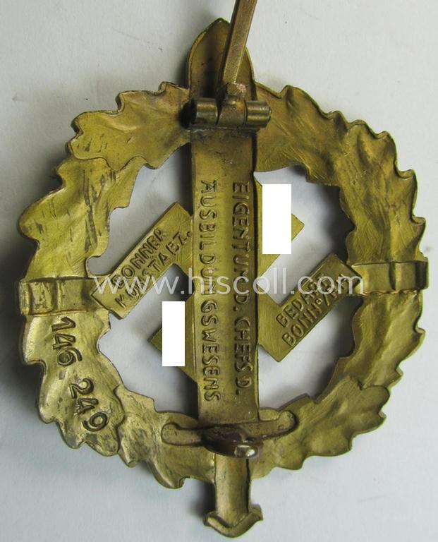 'SA Sportabz. in Bronze' being a nicely (and unusually!) maker- (ie. 'Bonner Kunstabz. Bedarf - Bonn/Rh.'-) marked example that bears a unique, stamped bearers-numeral that reads: '146249'