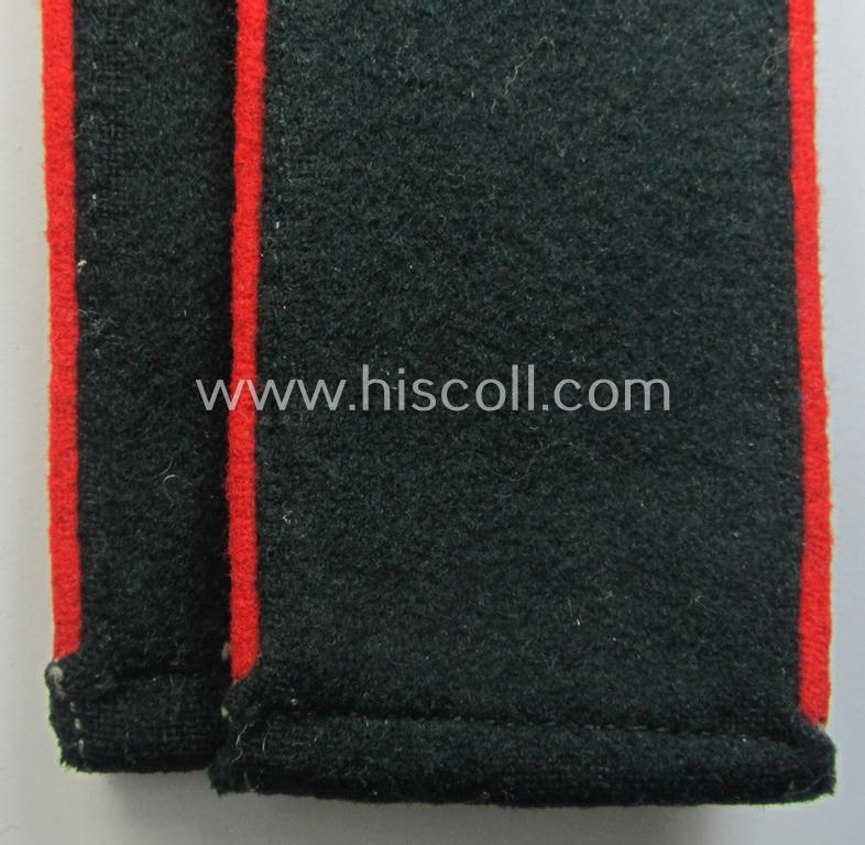 Pair of WH (Heeres) EM-type shoulderstraps: 'Sld. der (Sturm)Artillerie.-Trpn.'