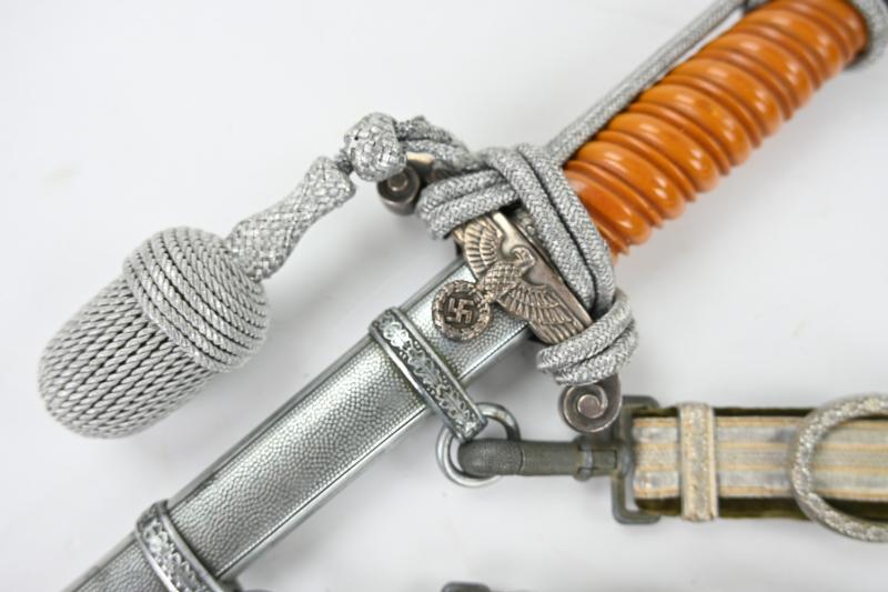 German WH Officer's Dagger with Hanger 'Carl Eickhorn'