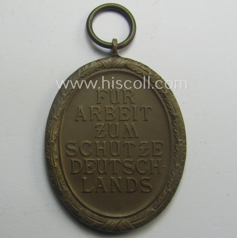 Medal-set: 'Deutsches Schutzwall Ehrenzeichen' (aka: 'Westwall'-medal) being a non-maker-marked- and/or: 'Buntmetall'-based specimen
