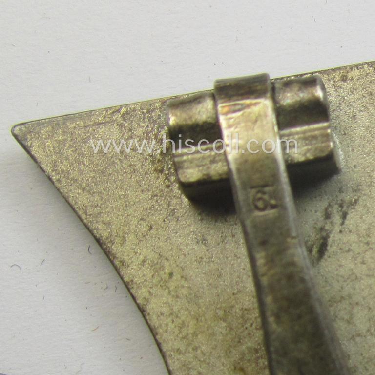 Fully untouched, 'Eisernes Kreuz 1. Kl.' (or: Iron Cross 1st class) being a typical, maker- (ie. '6.'-) marked example by the maker (ie. 'Hersteller'): 'Fritz Zimmermann' and that comes as issued and worn