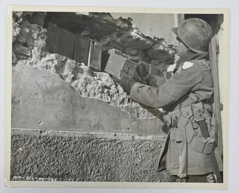 US WW2 Press Photo Set 'Anzio Italy'