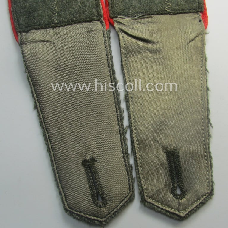 Pair of Eastern-volunteer- (ie. 'Ostvölker'-) related shoulderstraps as was intended for a volunteer serving within the 'Deutsche Wehrmacht' (ie. within the: 'Russian Liberation Army' or: 'POA' (Cyrilic for 'ROA')