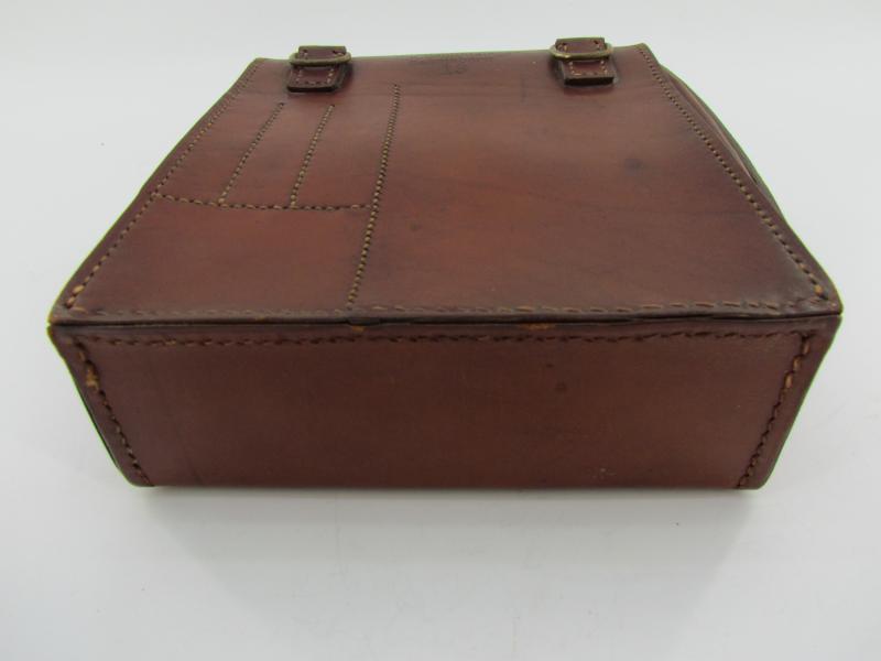 Deutsches Rotes Kreuz D. R. K. Sanitätslager Babelsberg Medical Pouch