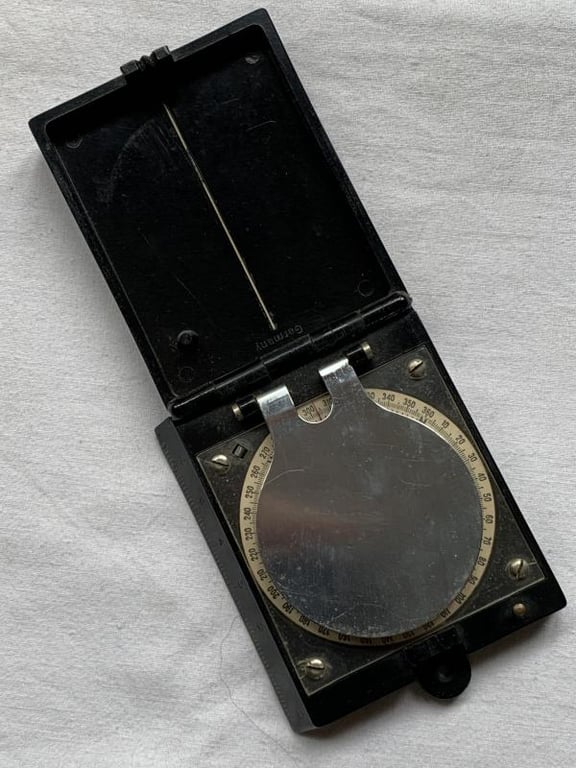 German WW2 Officers Compass