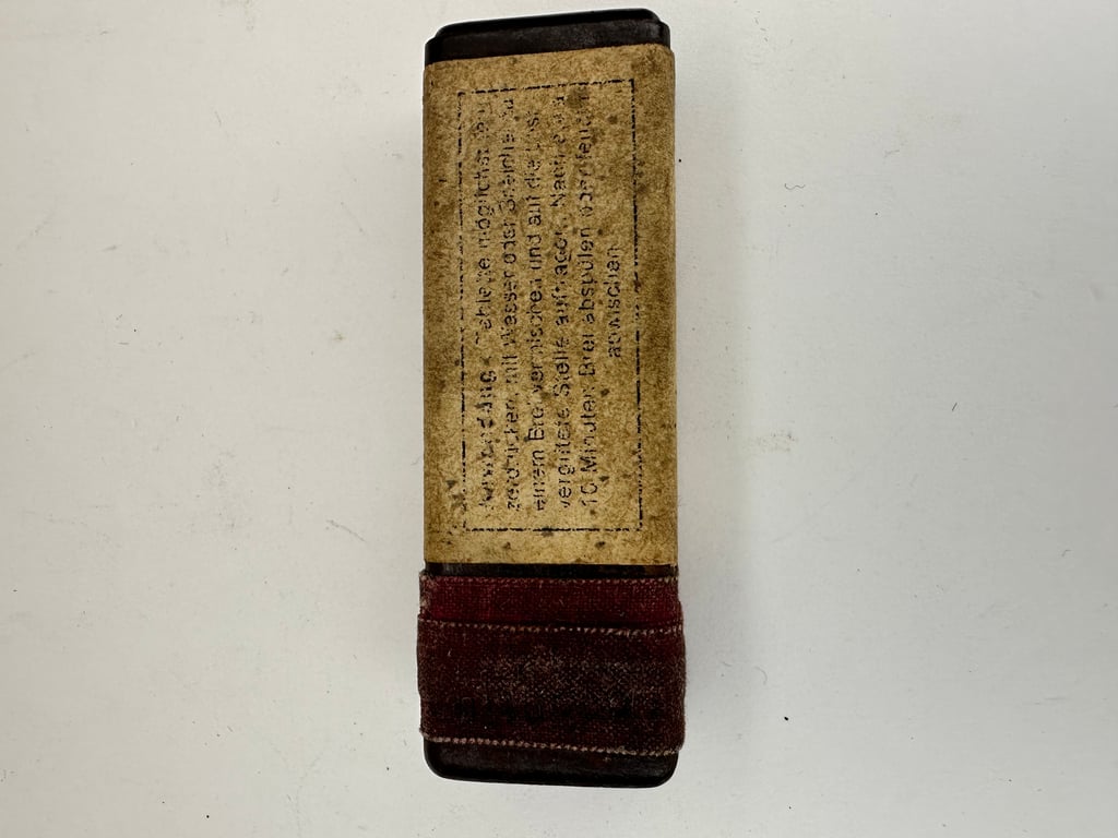 "HAUTENGIFTUNGSMITTEL"1940