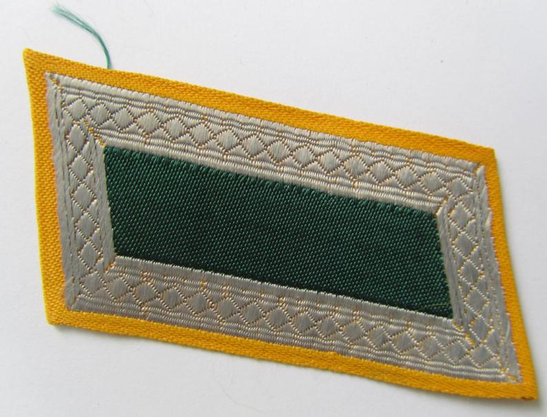 Superb - and fully matching! - pair of (entirely!) 'BeVo'-woven, NCO-type 'Ostvölker' collar-tabs, as were intended for a: 'Armenischer'-volunteer within the 'Deutsche Wehrmacht' (ie. 'Zugführer' within the: 'Armenisches Legion')