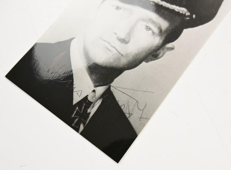 Signature of Kriegsmarine KC-Recipient 'Klaus Feldt'