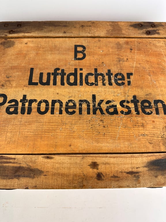 WW2 WH ammo box "B Luftdichter Patronenkasten 2200 Pistolen -Patr.43 m E"