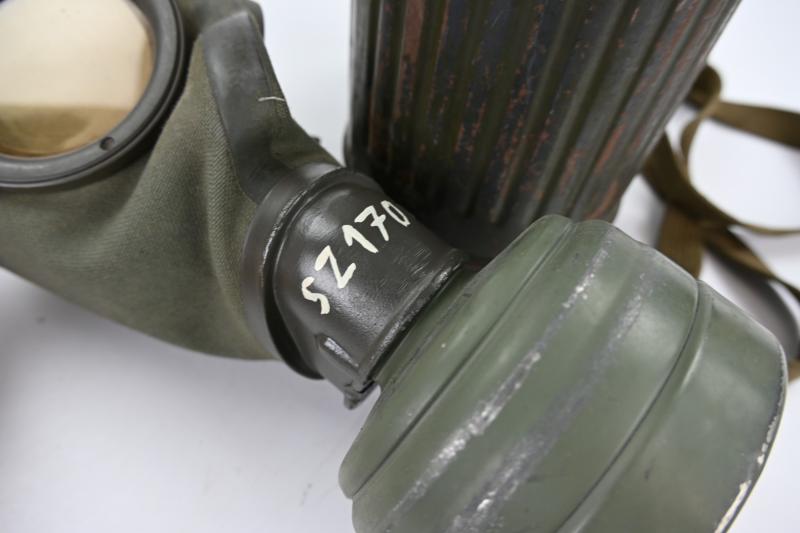 German WH M31 Gasmask & Cannister