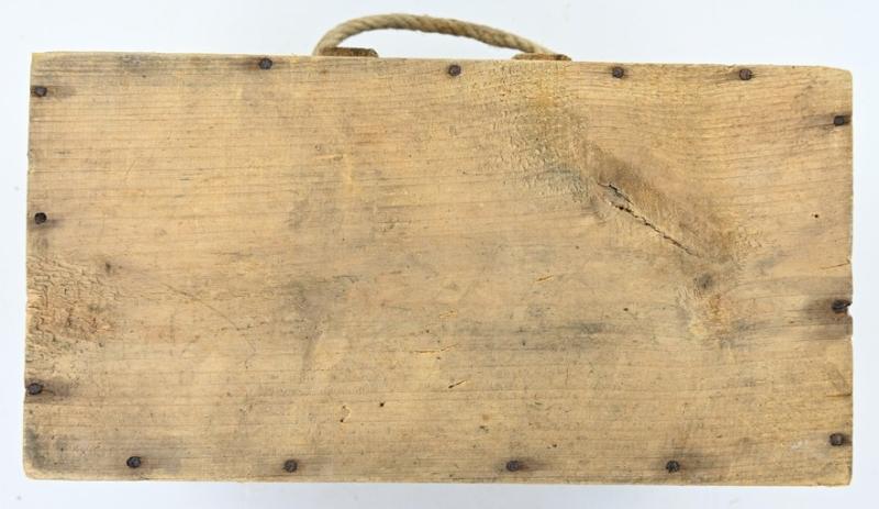 German WH Entlastungzunder 44 Ammunition Box