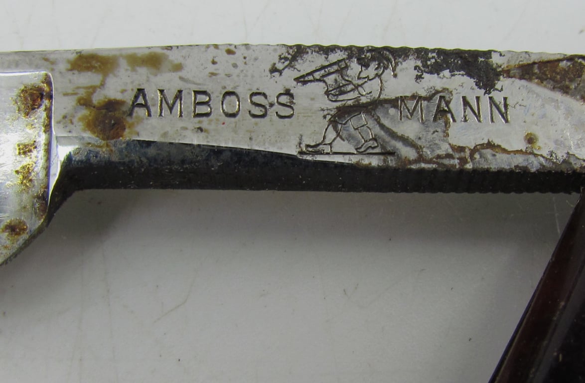 Ambossmann Pre War Razor in original box