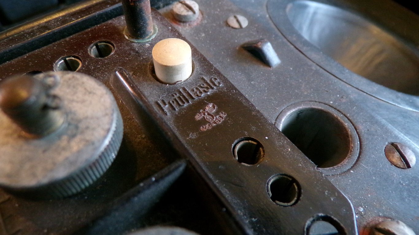 FF33 Fieldphone "ARK"