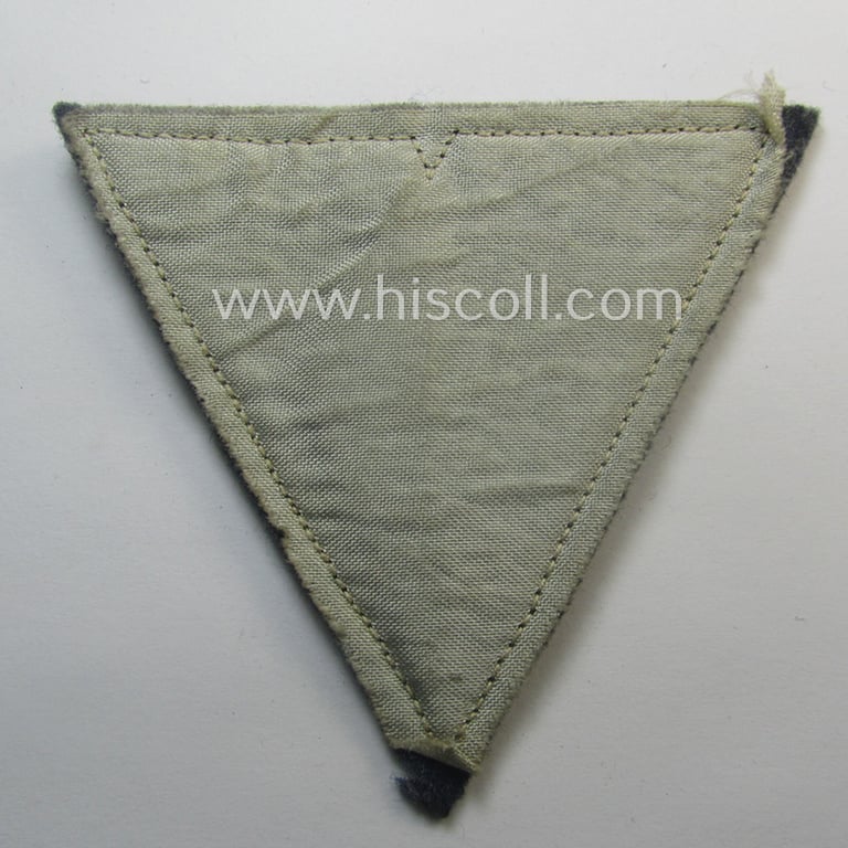 Unusually-styled - and I deem early- ie. pre-war-period - WH (Luftwaffe) 'Armwinkel' (or: arm-chevron): 'Hauptgefreiter'