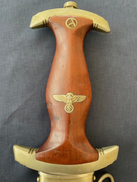 GERMAN WWII SA DAGGER 1933 MODEL BY CARL WUSTHOF SOLINGEN.