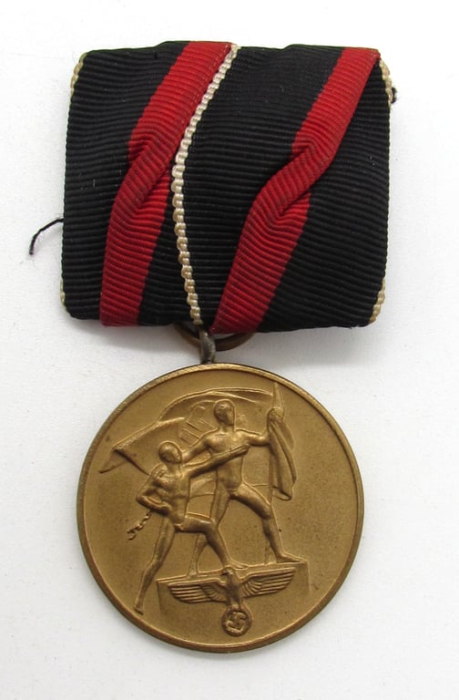 'Einzelspange' showing a Czech 'Anschluss'- (occupation-) medal: '1 October 1938'