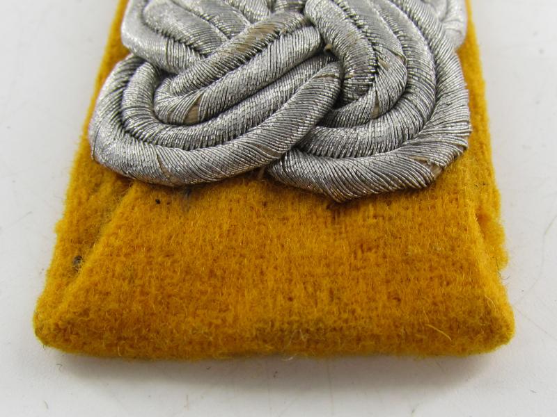 Luftwaffe Oberstleutnant Shoulder Board