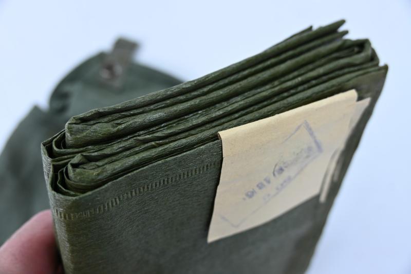 German WH M31 Gascape with Pouch