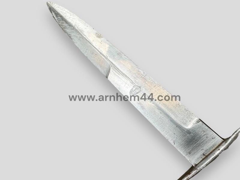 German WWII Close Combat Knife