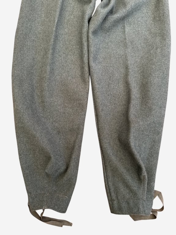Wehrmacht ( Heer ) Assault Gunners ( Sturmgeschütz ) trousers ( Reitz )