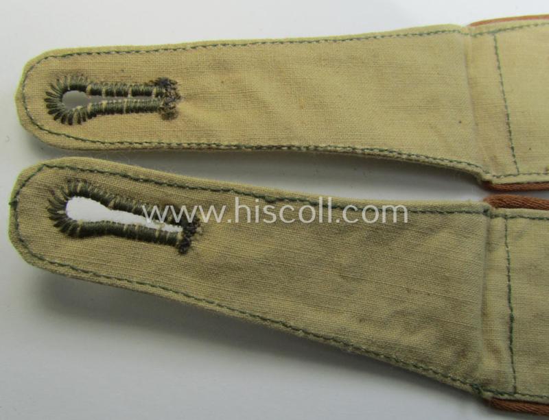 Neat - and fully matching! - pair of WH (Luftwaffe) 'tropical-style', EM-type shoulderstraps (as was specifically intended for usage on the tropical-shirts ie. tunics) as was intended for a: 'Soldat der Nachrichten-Truppen'