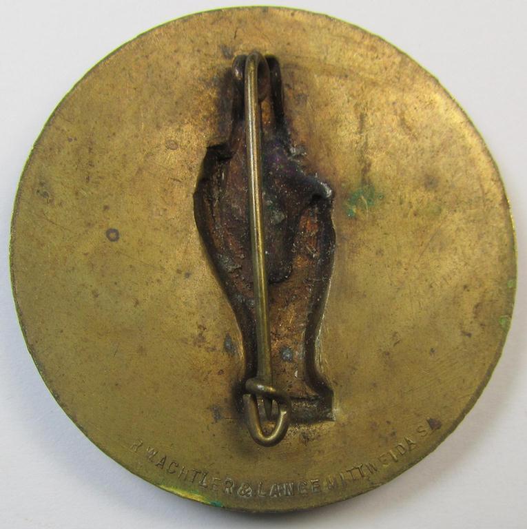 Commemorative - high-quality- and copper-based-, N.S.D.A.P.-related 'tinnie', being a maker- (ie. 'Wächtler u. Lange'-) marked example depicting an oath-taking hand above a swastika surrounded by the text: 'Treueschwur 25-2-34 - Gau Mittelfranke...