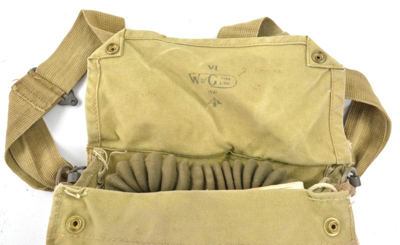 British WW2 Gasmask Set