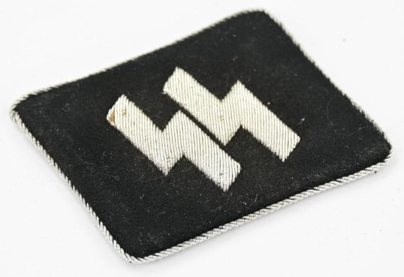 German Waffen-SS Officer Runes Collar Tab