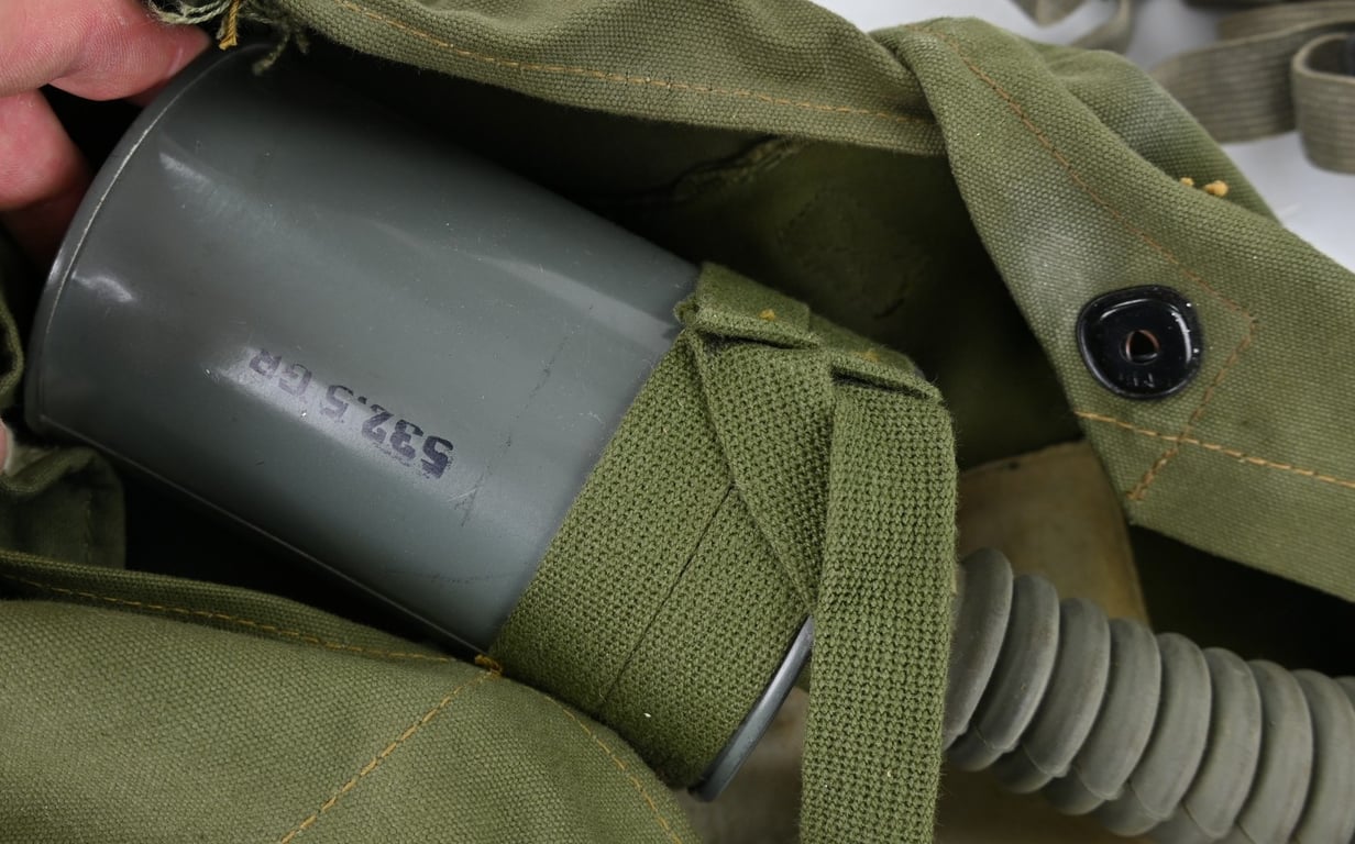 US WW2 Leightweight Service Mask Bag