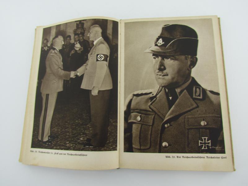 Book : Spaten und Ähre (1937)