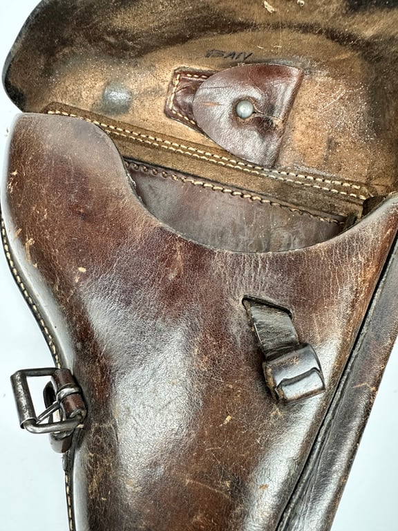 Nice brown early p08 holster Maker R.Ehrhardt Poessneck 1937