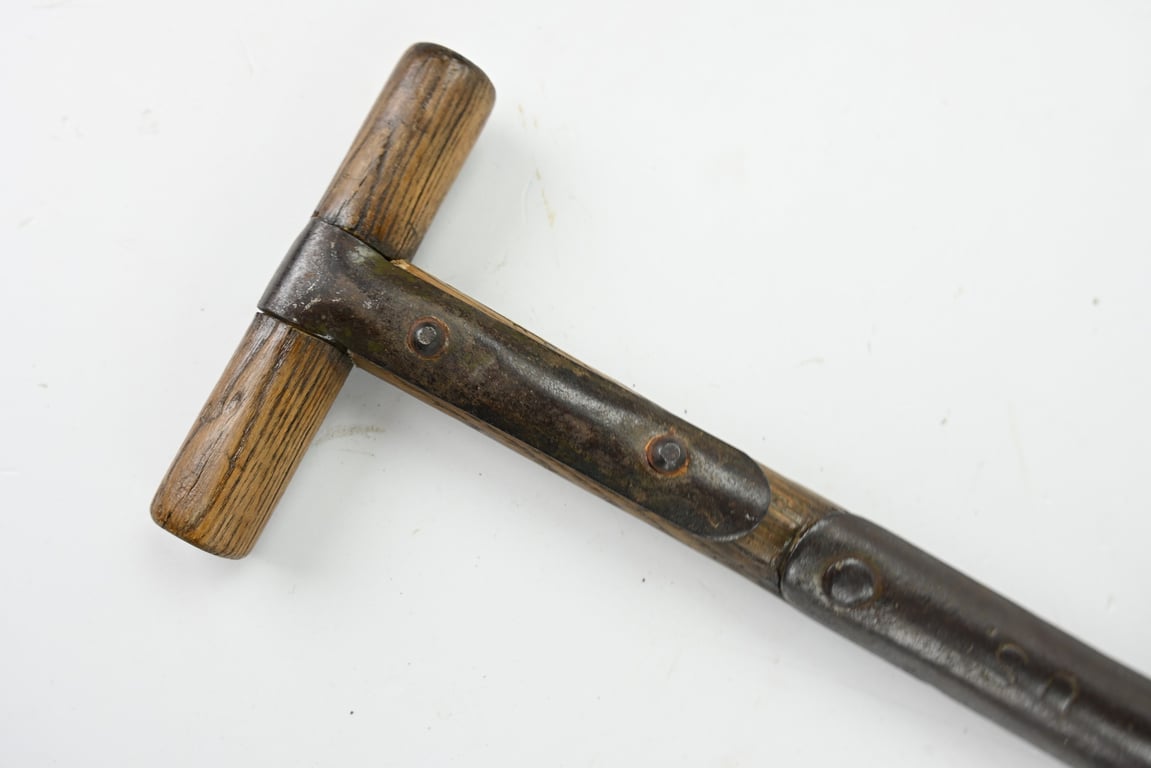 US WW2 Paratrooper Shortened T-Shovel with BM Cover