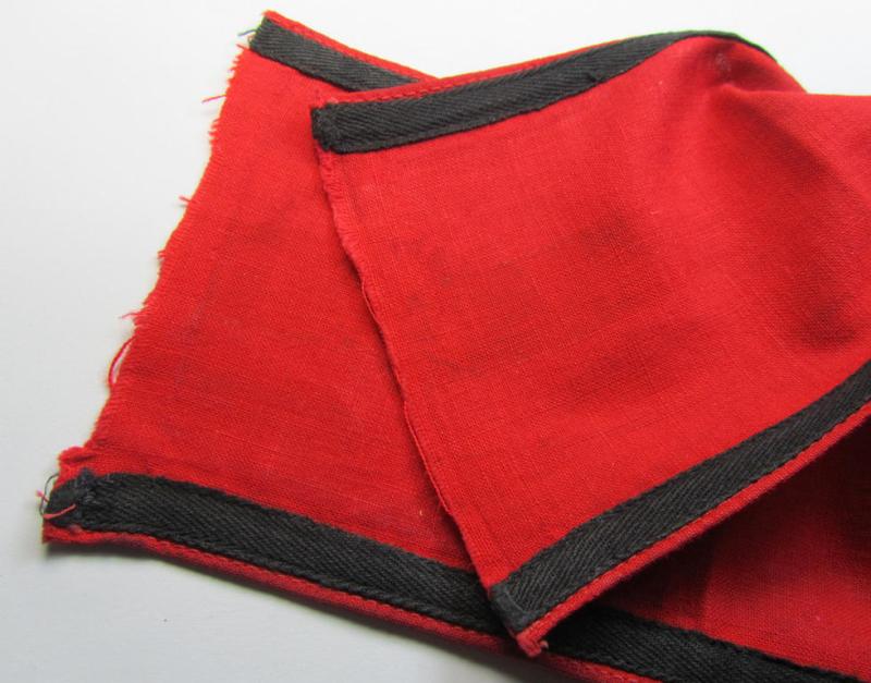 Superb - rarely encountered and just moderately used! - so-called: 'Allgemeine-SS'-related armband (ie. 'Armbinde') being a printed specimen showing a separately-applied (and 'BeVo'-woven)  swastika (ie. roundel) attached