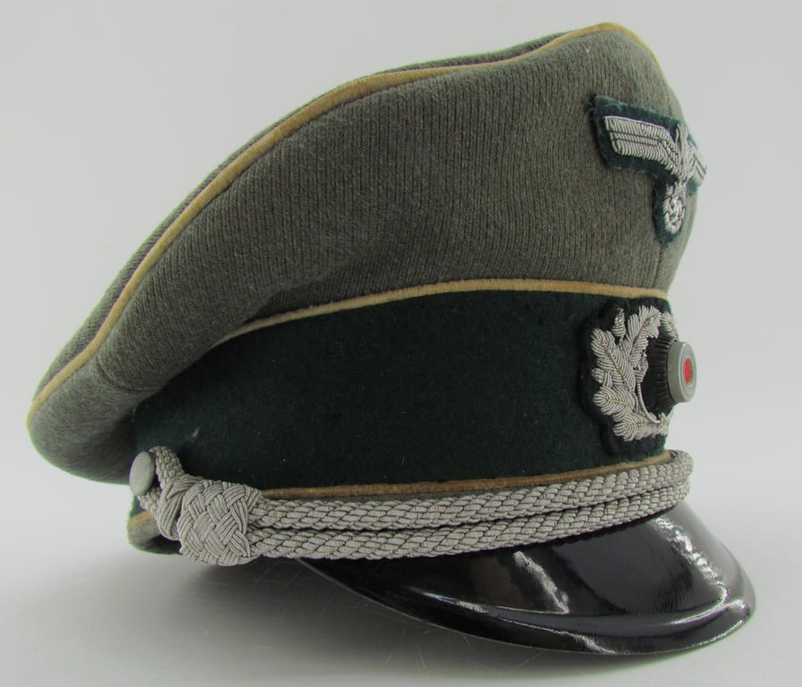 Wehrmacht Heer Infantry Officer’s Visor Cap by Peküro – Size 56