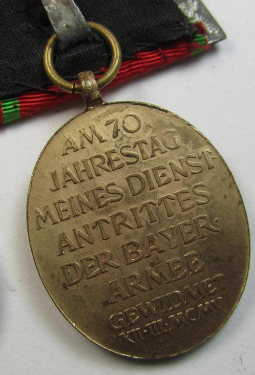 Attractive, 3-pieced 'Bayern'- (ie. TR-) related medal-bar (ie. 'Ordenspange') resp. depicting a WWI-period: 'Bayr. Jubiläumsmedaille für die Armee 1905', a: Bayr. DA 3.Kl. 1913' and a TR-period: 'TD-Ez. der 1.Kl.'