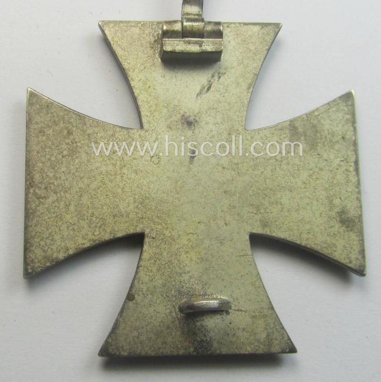 Fully untouched, 'Eisernes Kreuz 1. Kl.' (or: Iron Cross 1st class) being a typical, maker- (ie. '6.'-) marked example by the maker (ie. 'Hersteller'): 'Fritz Zimmermann' and that comes as issued and worn