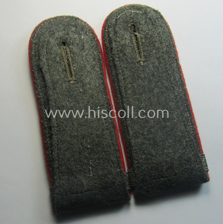 Pair of early-war-period, WH (Heeres) 'M40'-pattern 'cyphered' EM-type shoulderstraps as was intended for a: 'Soldat u. Unteroffiziers-Anwärter und Mitglied des Artillerie-Rgts. 3'