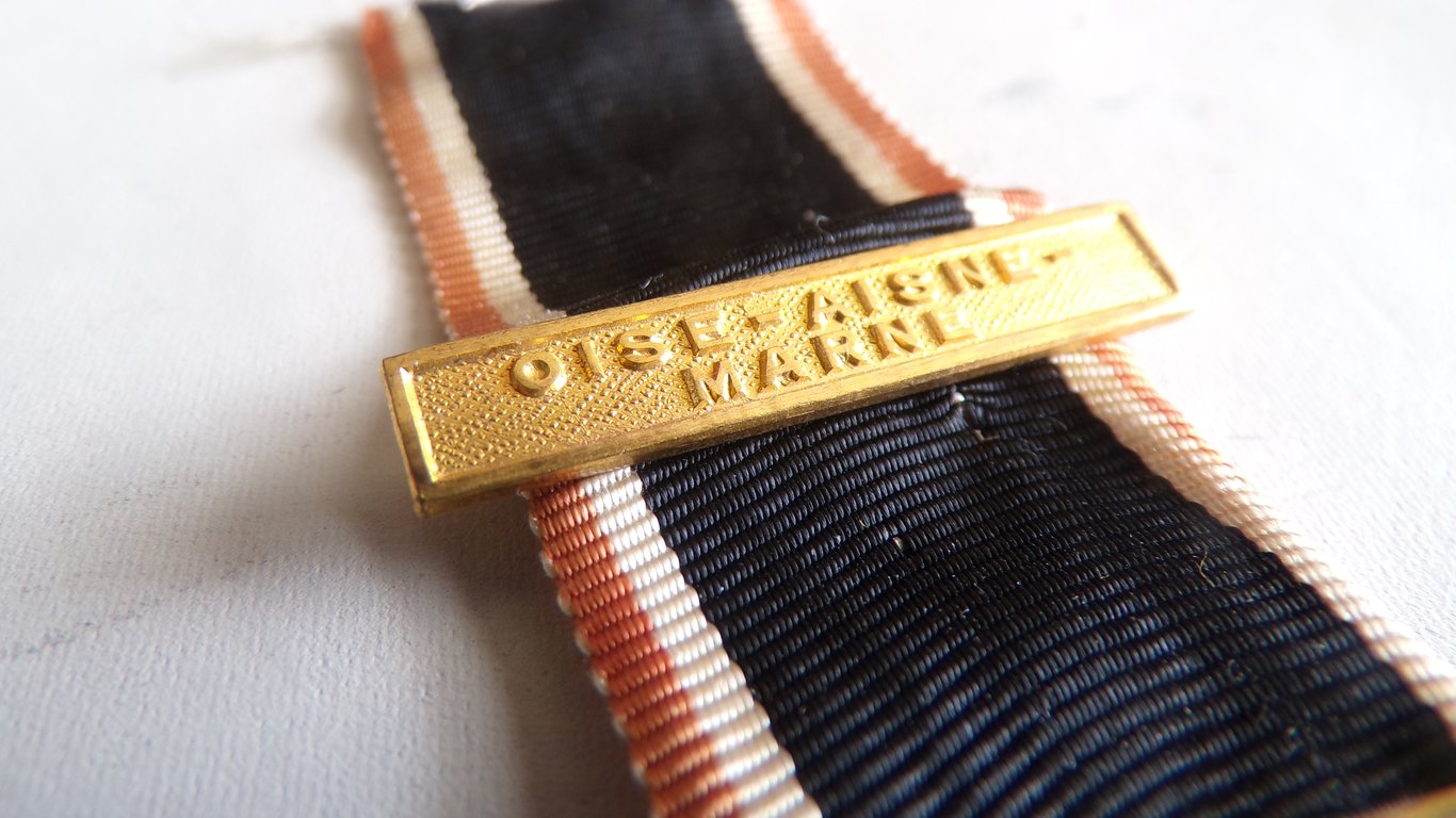 Kyffhäuserbund ribbon with 5 combat clasps