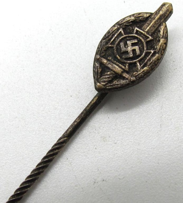 NSKOV member stickpin ( RZM M1/52 )