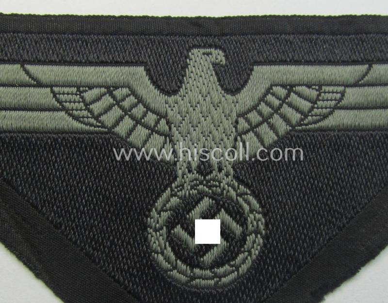 Later-war-period, WH (Heeres) - ie. 'Panzer'-related, so-called: 'M44'-pattern, trapezoid-shaped breasteagle being a greyish-coloured example as executed in the 'BeVo'-weave pattern on a black-coloured background